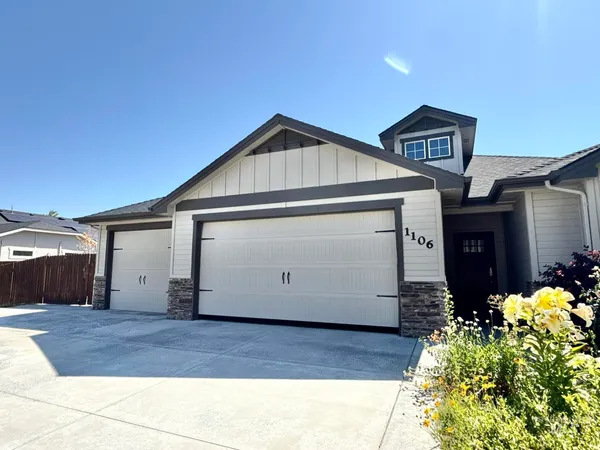 $515,000 | 1106 South Spring Valley Drive, Nampa, ID 83686