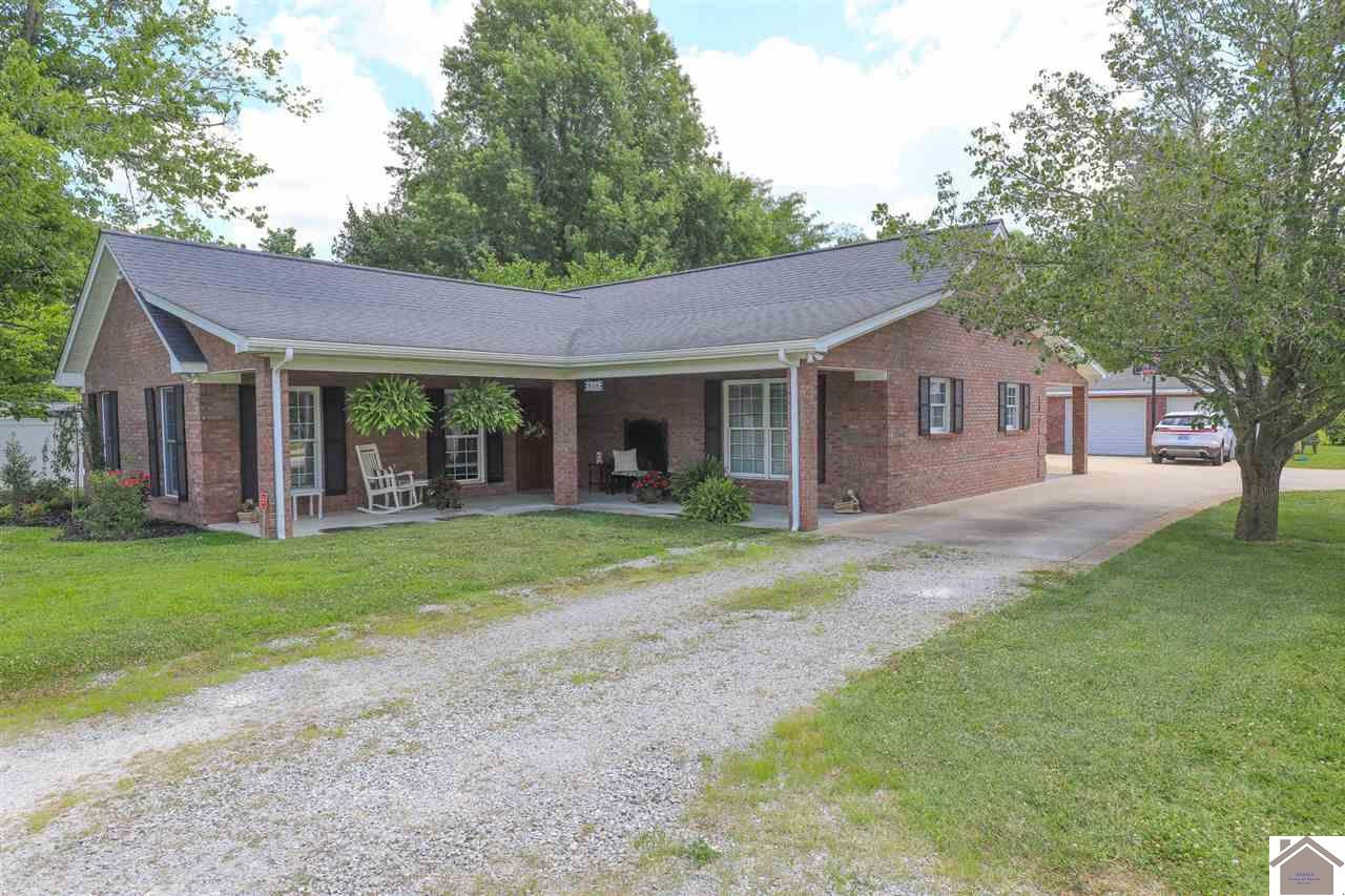 846 Oaks Road Paducah, KY 42003 - Photo 1 of 1 Exterior