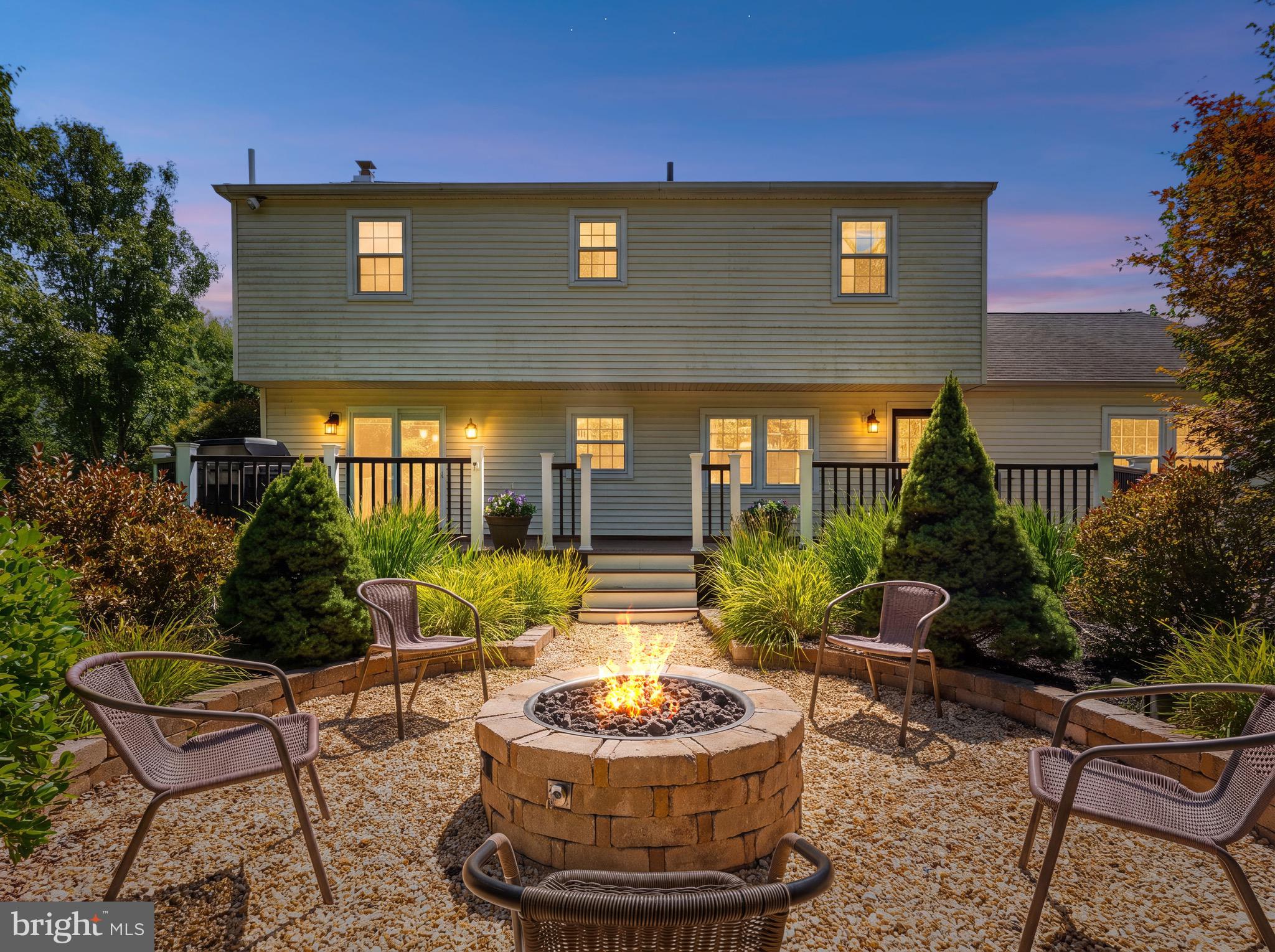 85 Wheatsheaf Road Warminster, PA 18974 - Photo 49 of 77 Firepit