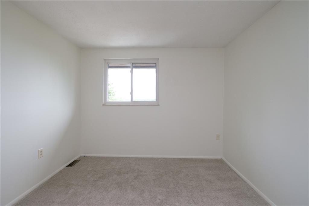 205 Old Ridge Road Coraopolis, PA 15108 - Photo 19 of 22 Gallery Image 19