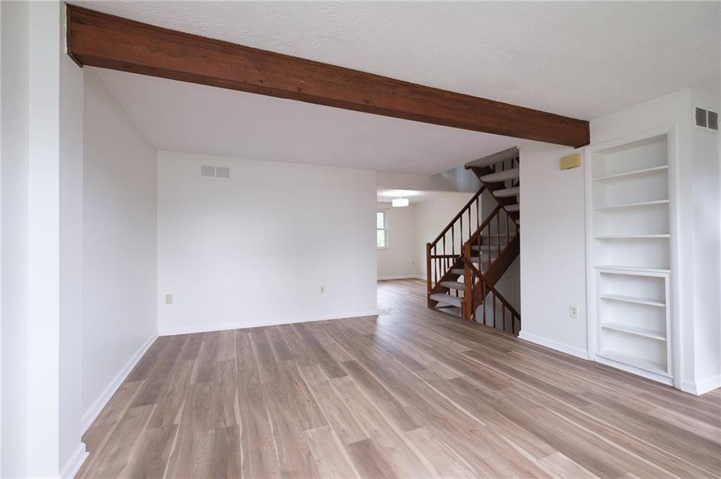 205 Old Ridge Road Coraopolis, PA 15108 - Photo 4 of 22 Gallery Image 4