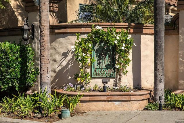 $1,465,000 | 16001 Via Galan, Rancho Santa Fe, CA 92091