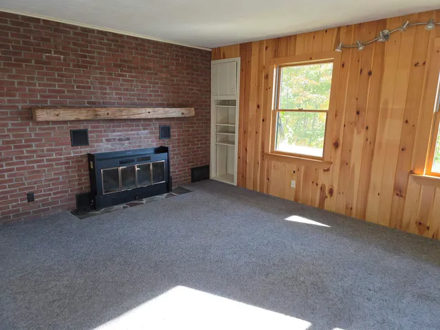 $229,000 | 15 Frederic Street, Springfield, VT 05156