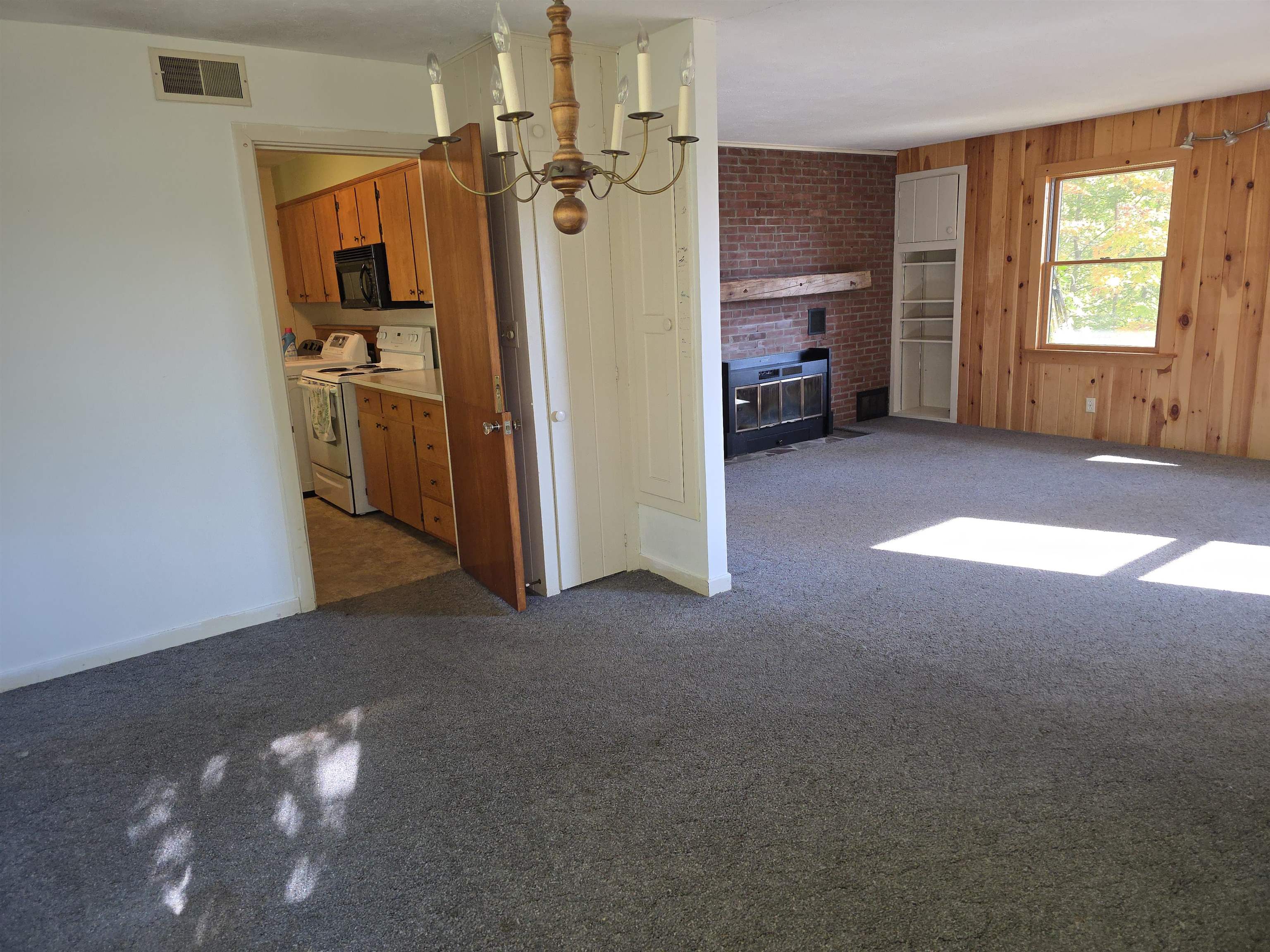 15 Frederic Street Springfield, VT 05156 - Photo 23 of 44