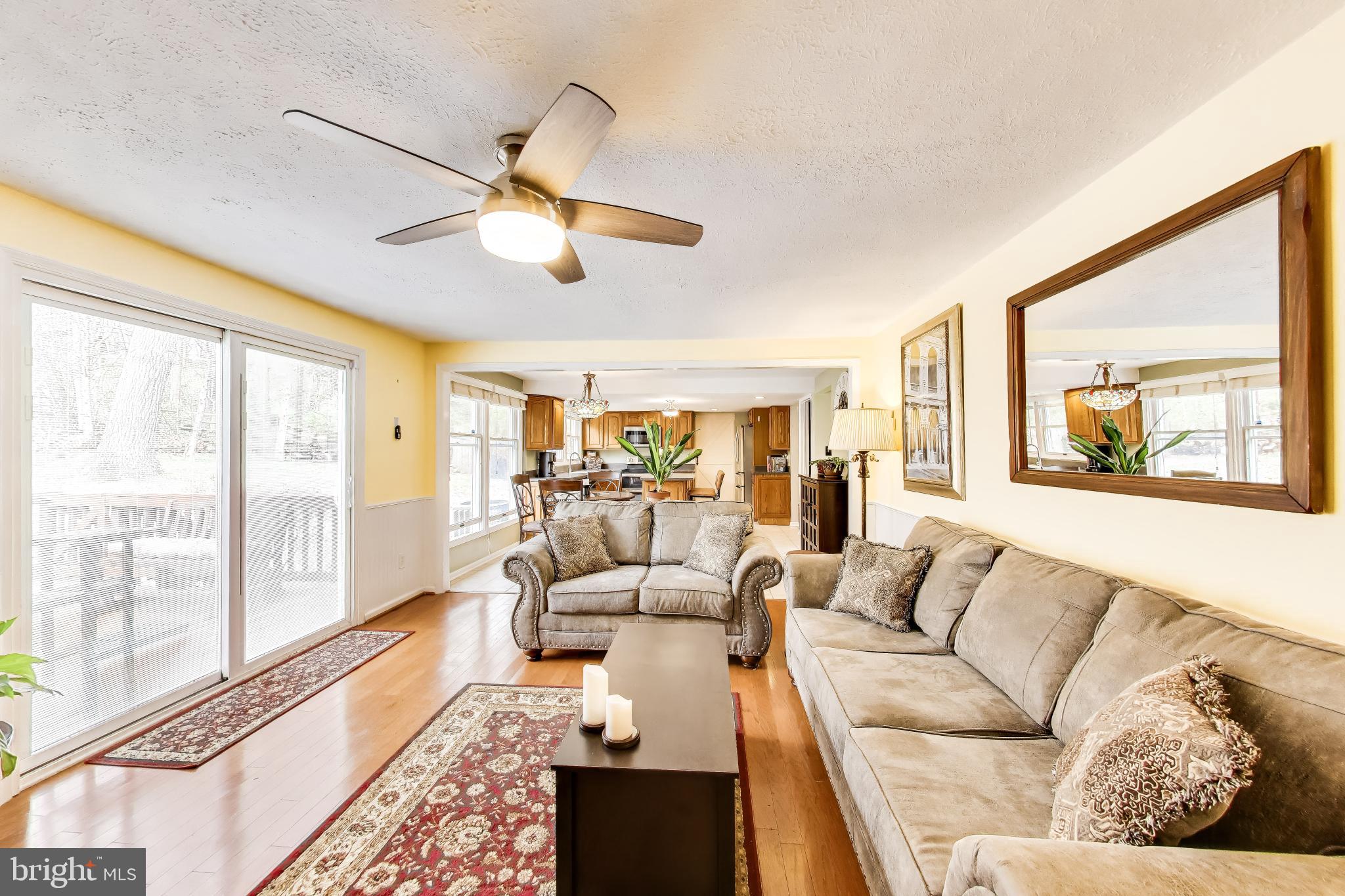 8404 Chillum Court Springfield, VA 22153 - Photo 19 of 56 Bright and inviting living space.