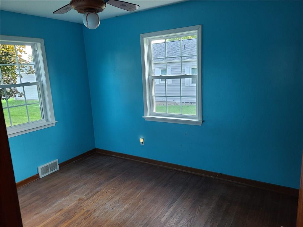 2404 Ruth Street New Castle, PA 16101 - Photo 6 of 8 Gallery Image 6