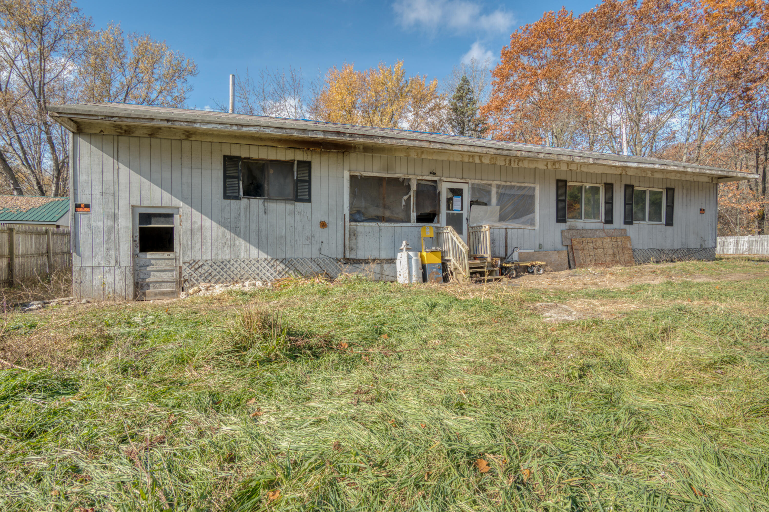 7111 19 Mile Road Barryton, MI 49305 - Photo 6 of 26 DSC02512_15
