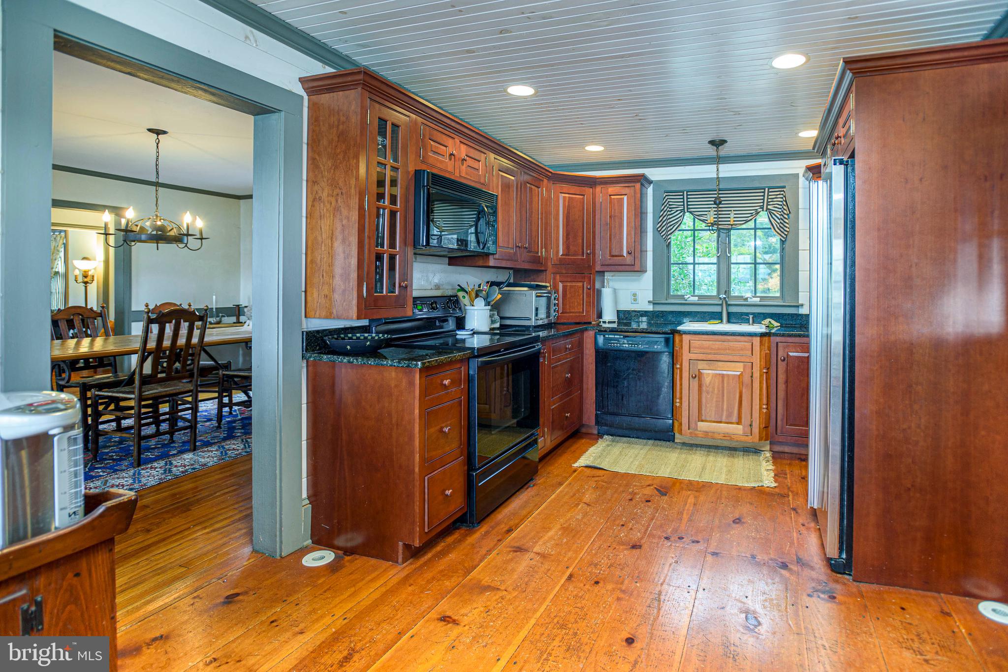 1308 Town Point Road Cambridge, MD 21613 - Photo 20 of 59 Kitchen