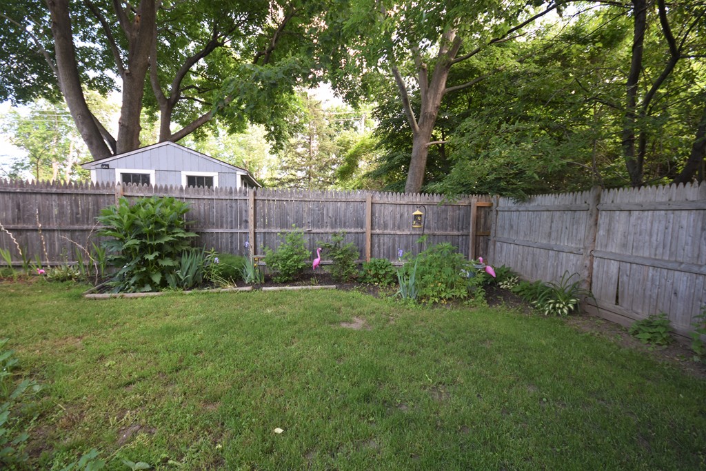 5 B Rosedale Street, Unit B Amesbury, MA 01913 - Photo 19 of 23 Gallery Image 19