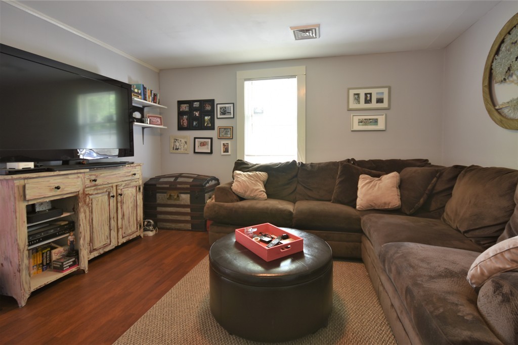 5 B Rosedale Street, Unit B Amesbury, MA 01913 - Photo 9 of 23 Gallery Image 9
