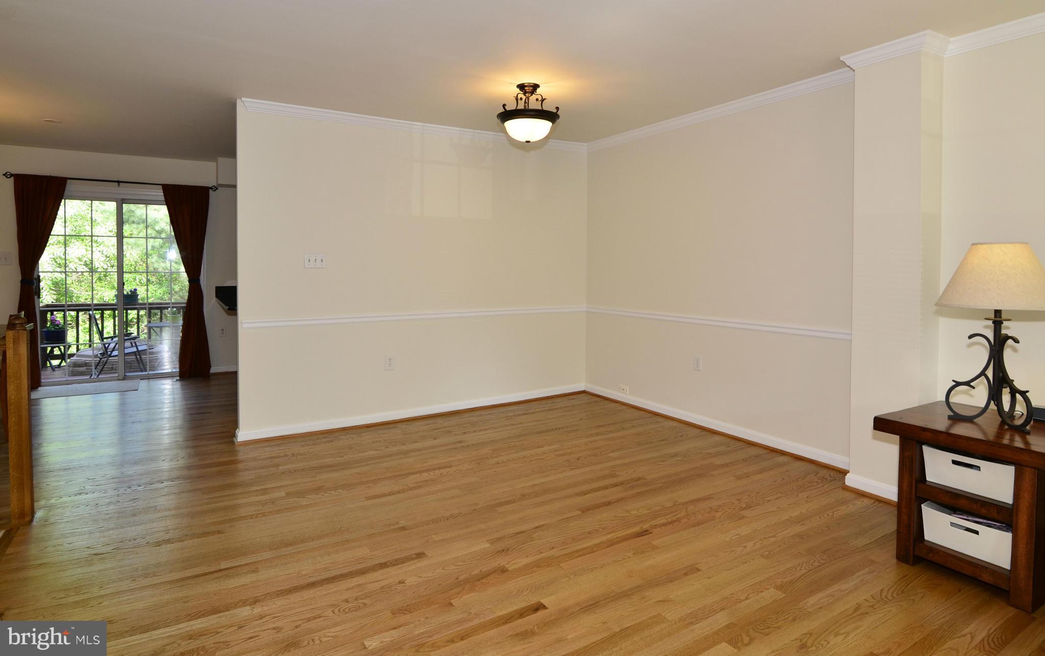 11924 Sentinel Point Court Reston, VA 20191 - Photo 5 of 30 Dining Room