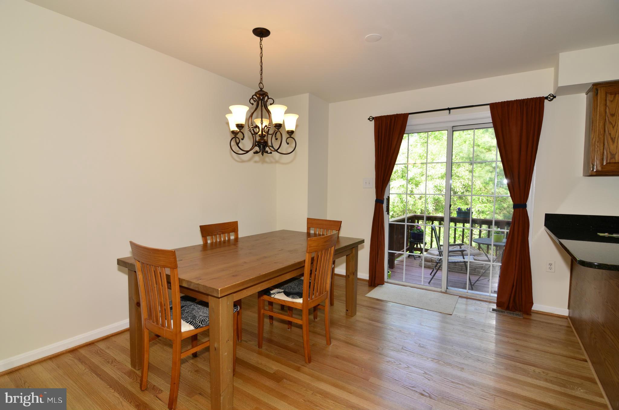 11924 Sentinel Point Court Reston, VA 20191 - Photo 9 of 30 Kitchen