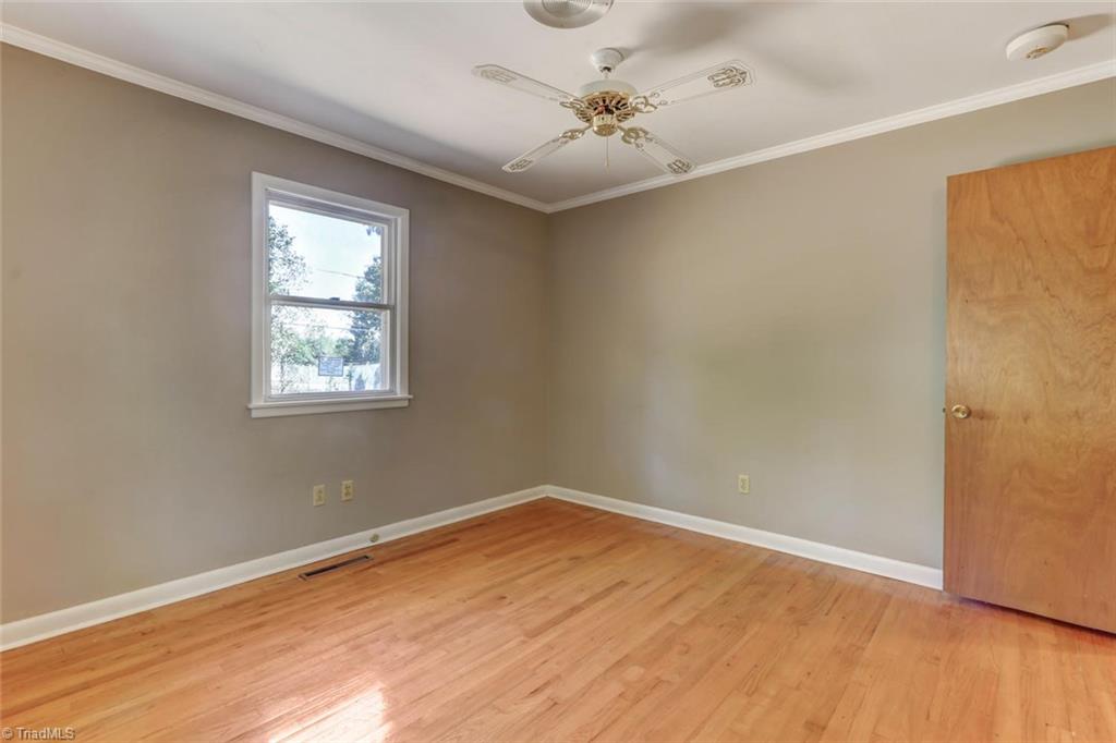 2627 Anthony Road Burlington, NC 27215 - Photo 17 of 23 Gallery Image 17