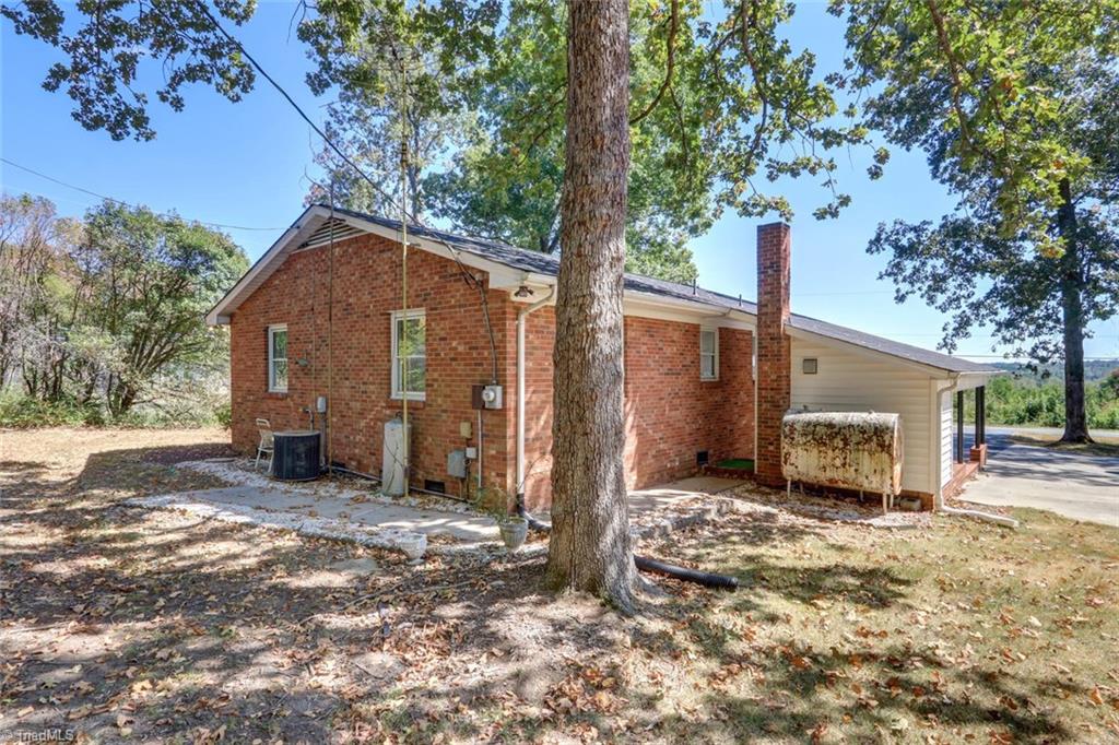 2627 Anthony Road Burlington, NC 27215 - Photo 21 of 23 Gallery Image 21