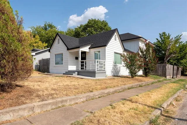 $2,750 | 138 West Louisiana Avenue, Dallas, TX 75224