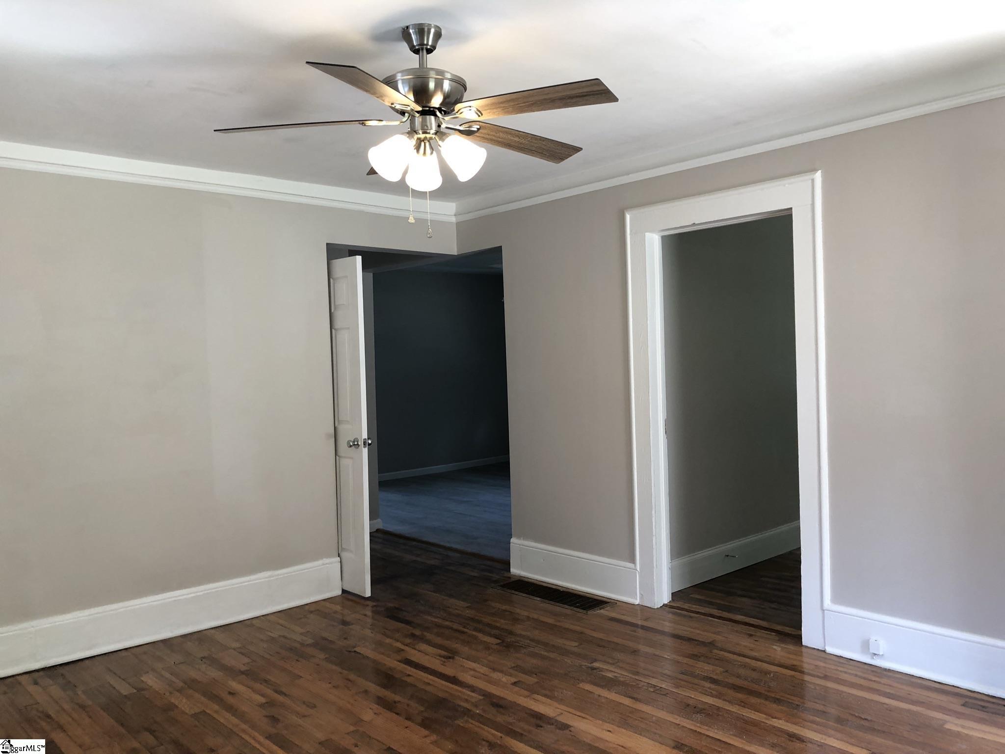 207 Church Street Easley, SC 29640 - Photo 5 of 16