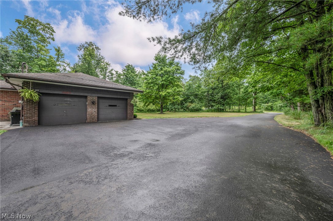 11523 Auburn Road Chardon, OH 44024 - Photo 34 of 44
