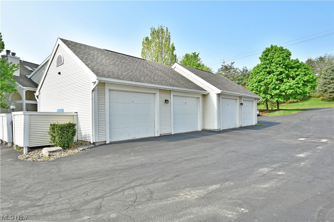 6761 Tippecanoe Road, Unit 6 Canfield, OH 44406 - Photo 3 of 35