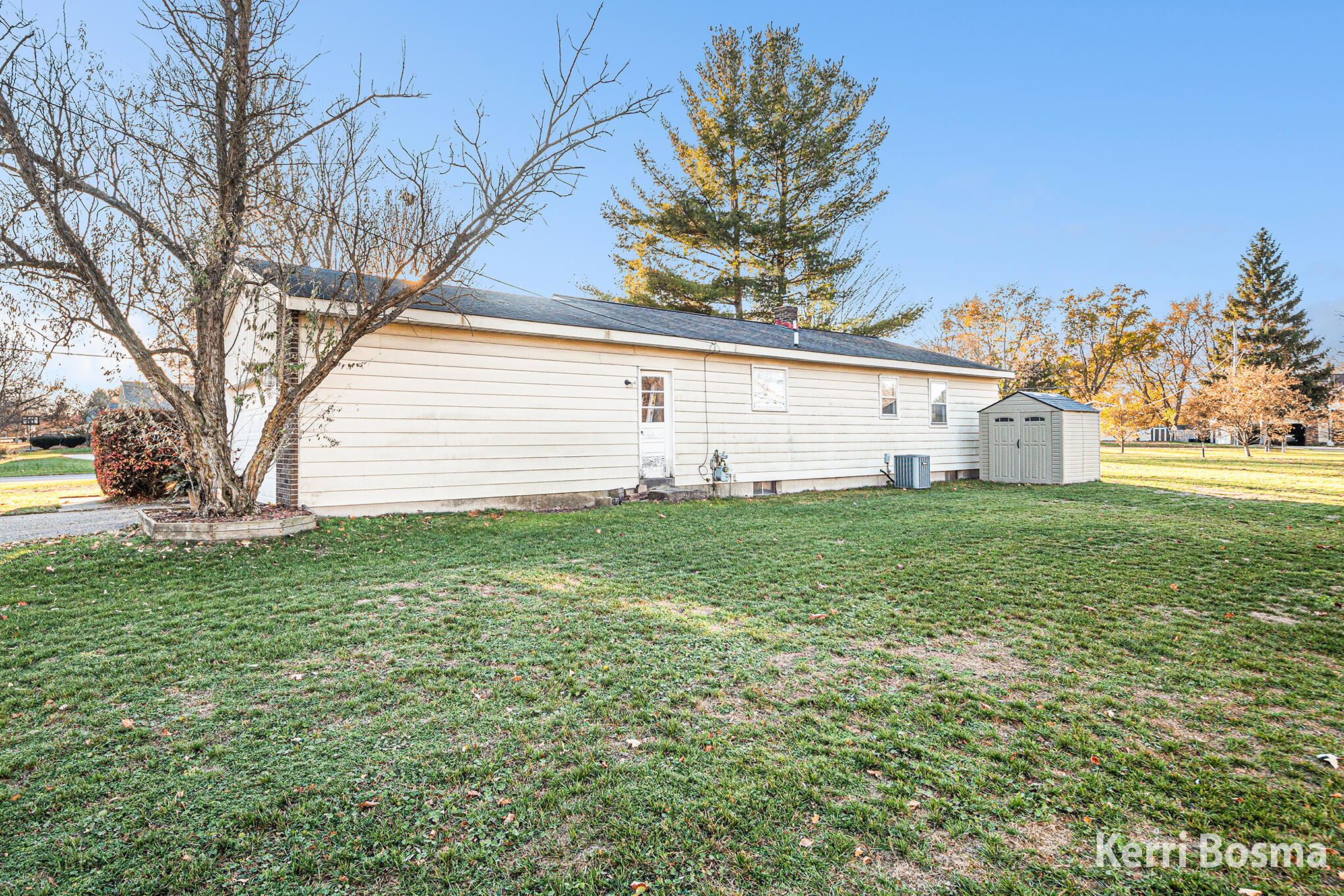 7836 Elbow Drive Jenison, MI 49428 - Photo 15 of 18 IMG_0378