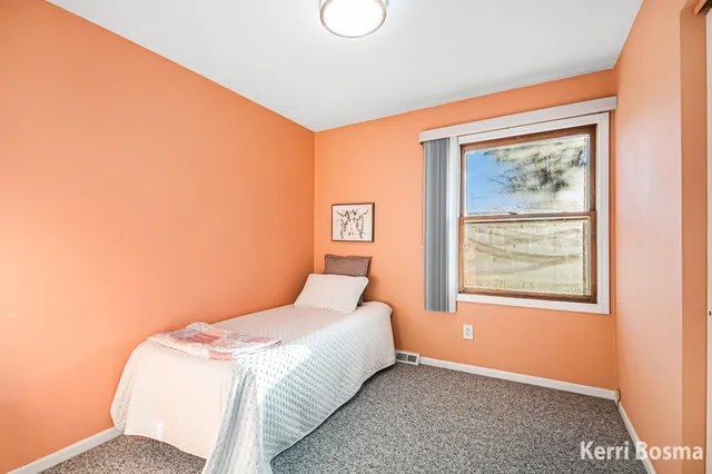 $280,000 | 7836 Elbow Drive, Jenison, MI 49428