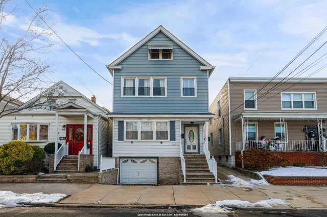 $750,000 | 102 West 43rd Street, Bayonne, NJ 07002