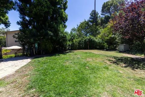 $479,000 | 6700 Hillpark Drive, Unit 204, Los Angeles, CA 90068
