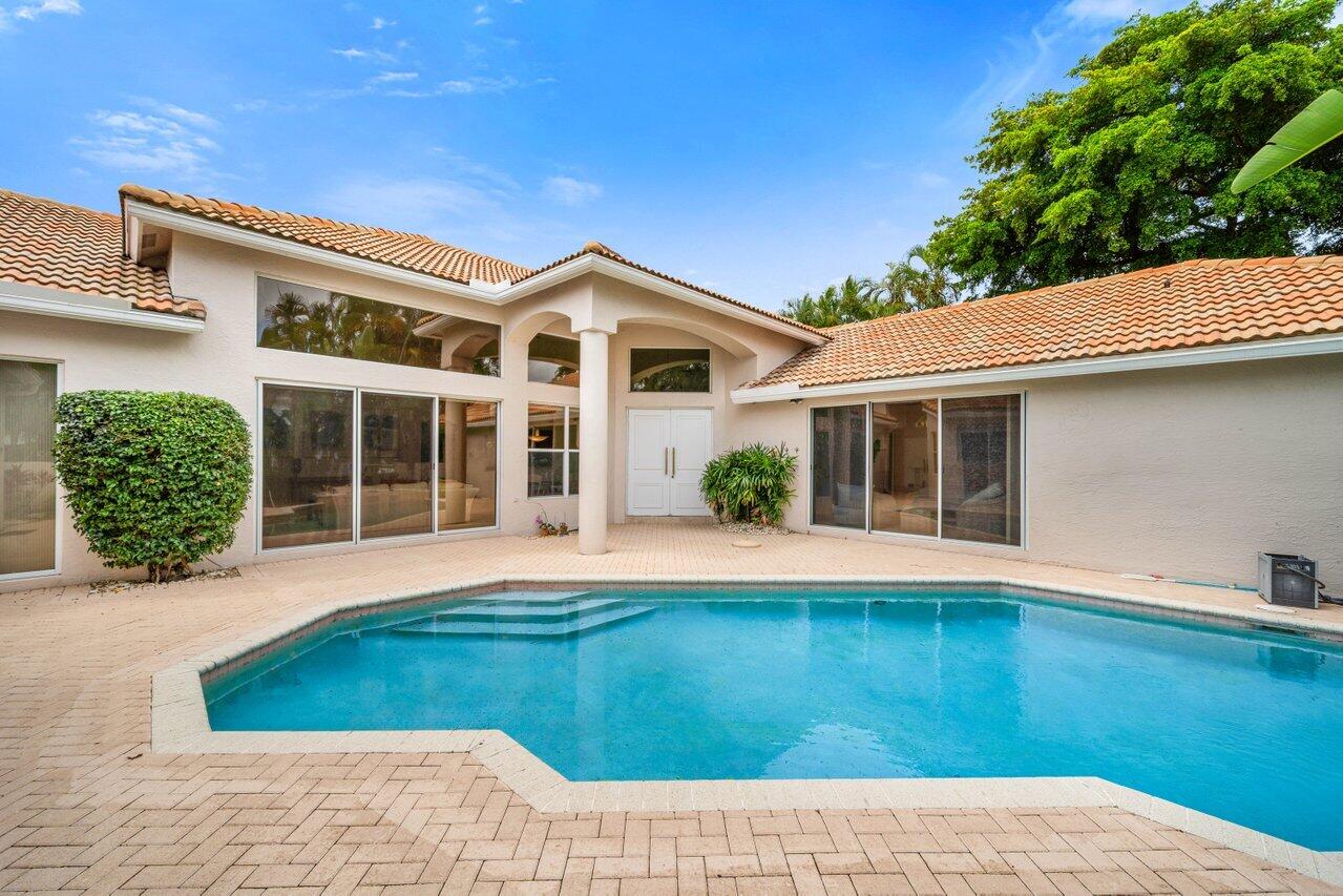 5785 Regency Circle East Boca Raton, FL 33496 - Photo 22 of 56 23