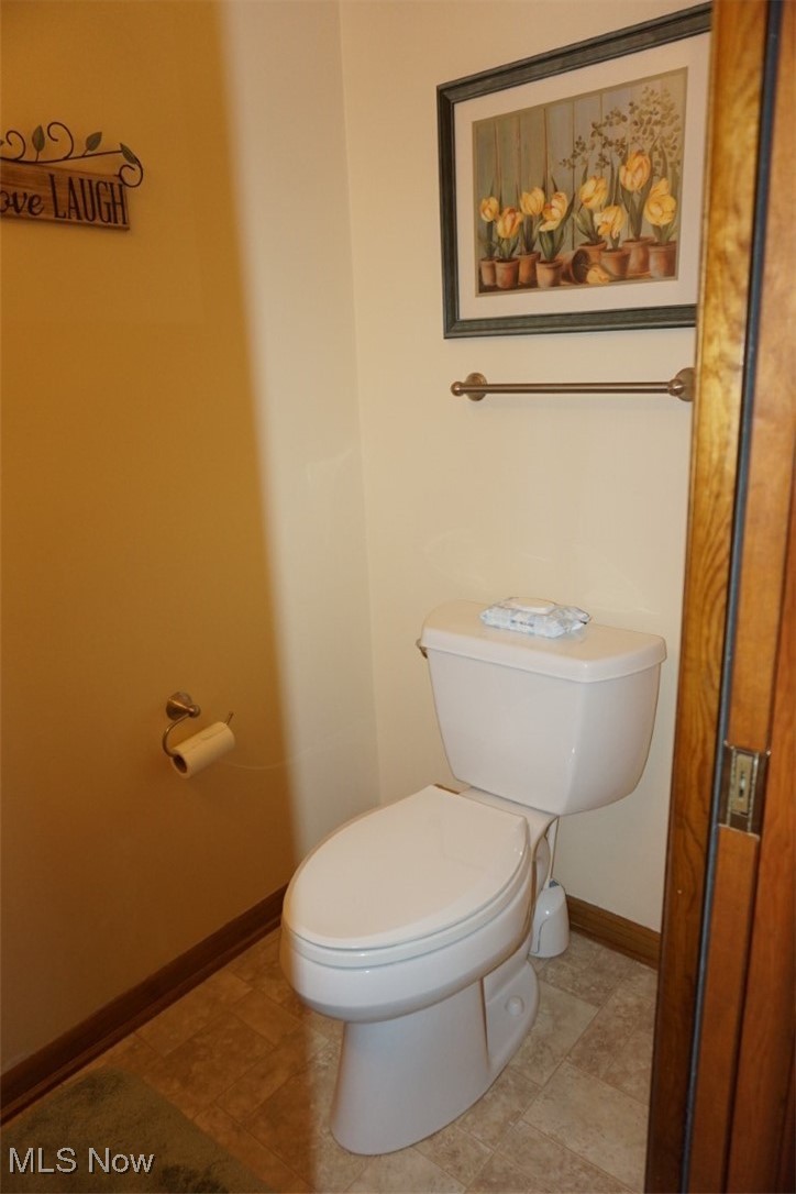3089 Jaycox Road Avon, OH 44011 - Photo 11 of 30 Half bath view 1