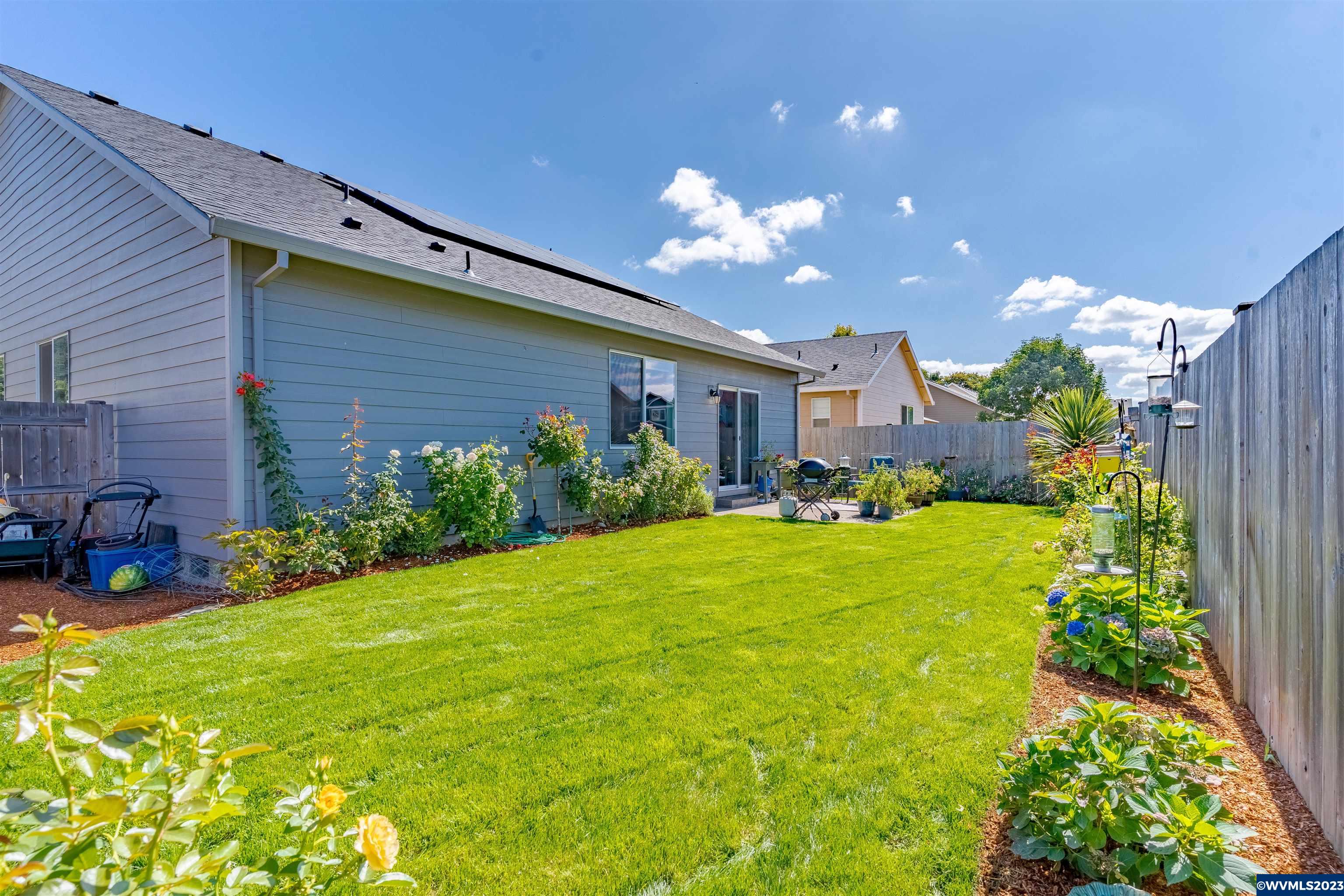 2330 Robbins Way Lebanon, OR 97355 - Photo 33 of 37 Gallery Image 33
