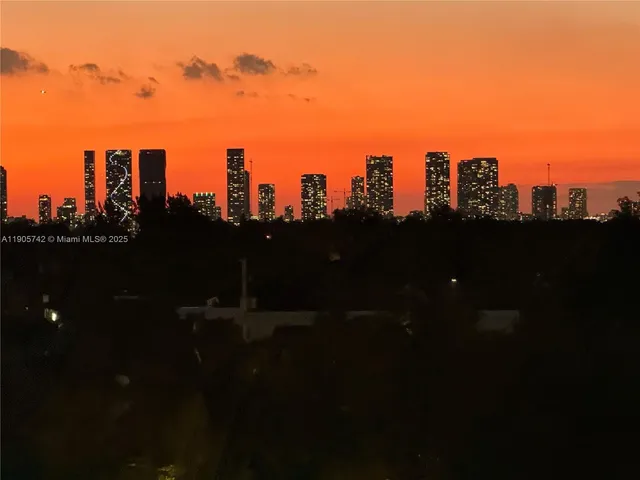 $560,000 | 2829 Indian Creek Drive, Unit 603, Miami Beach, FL 33140