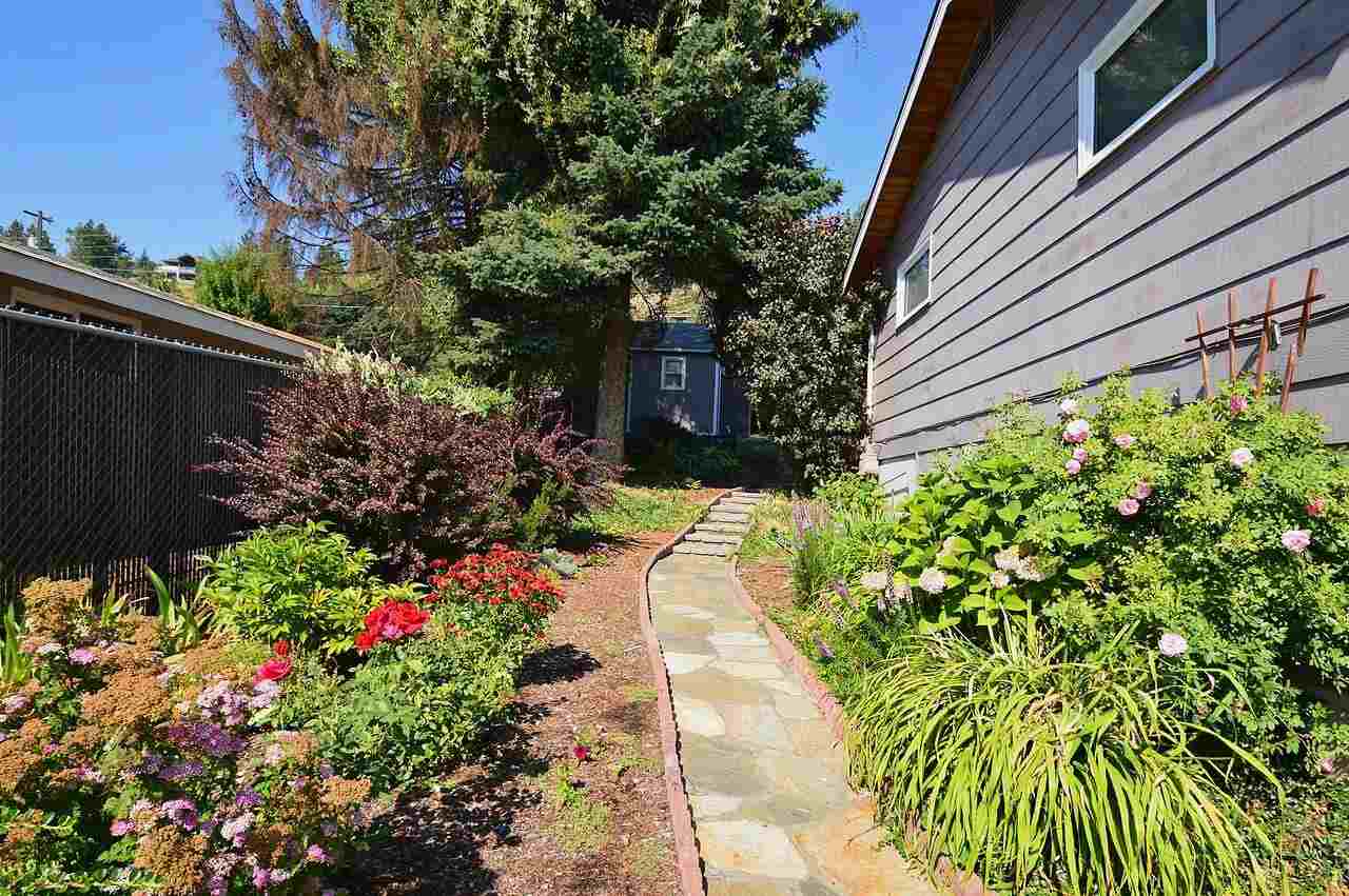 8515 North Northview Road Spokane, WA 99208 - Photo 16 of 20