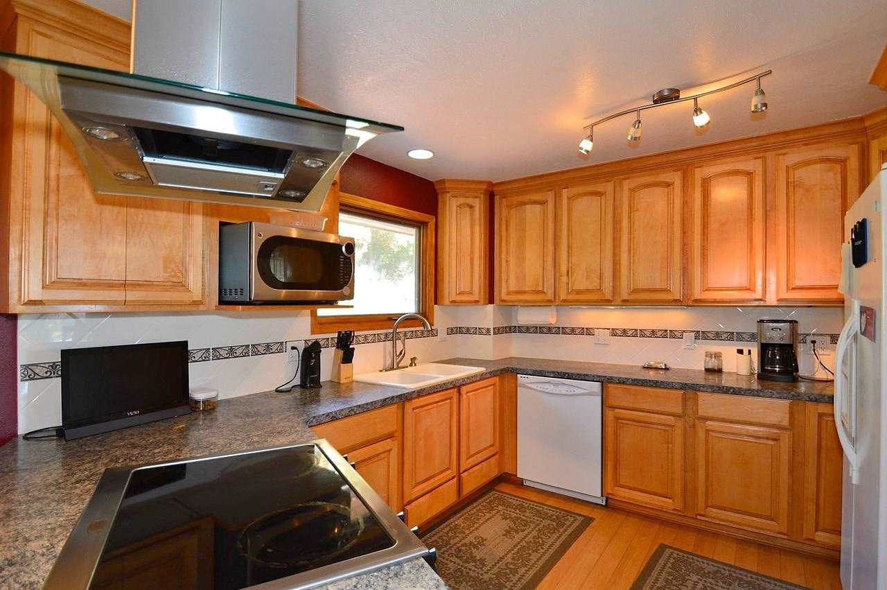8515 North Northview Road Spokane, WA 99208 - Photo 6 of 20