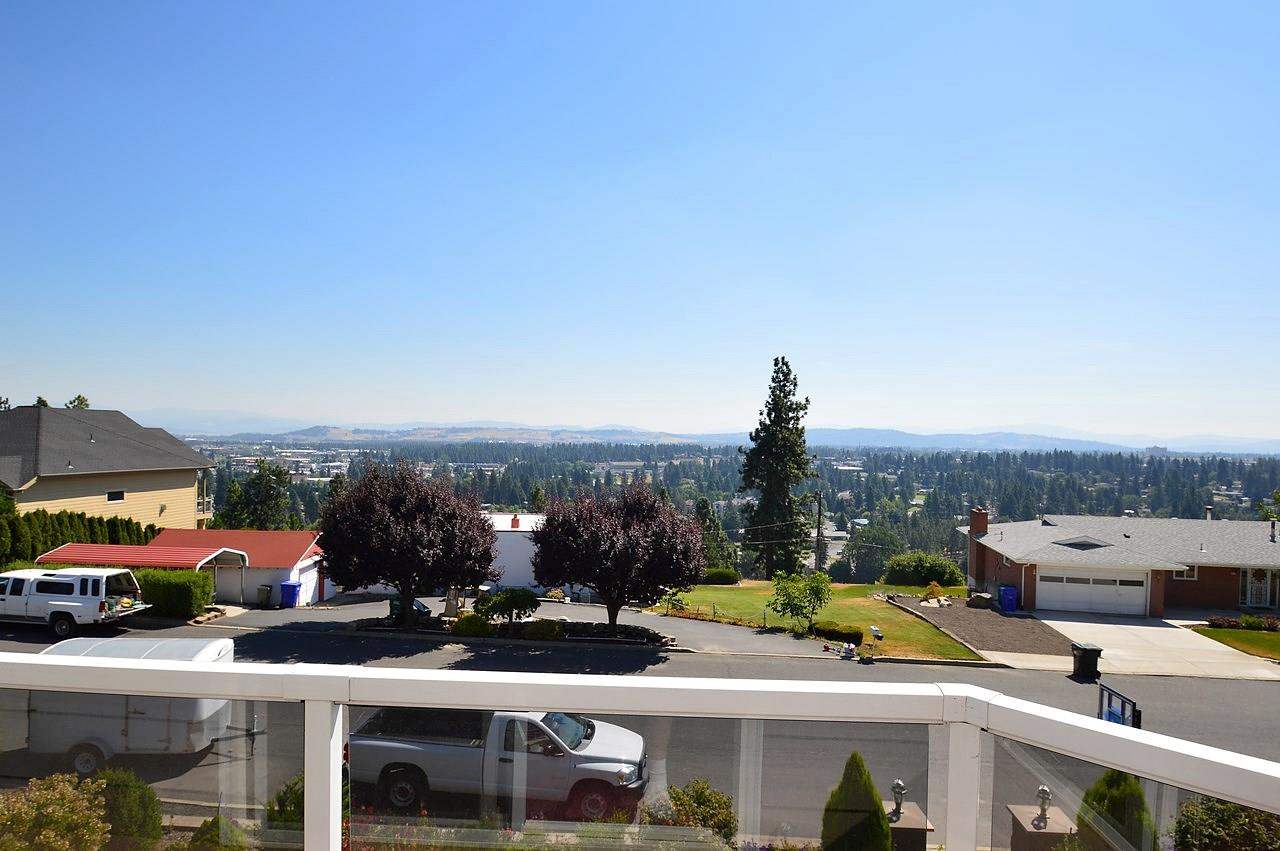8515 North Northview Road Spokane, WA 99208 - Photo 9 of 20