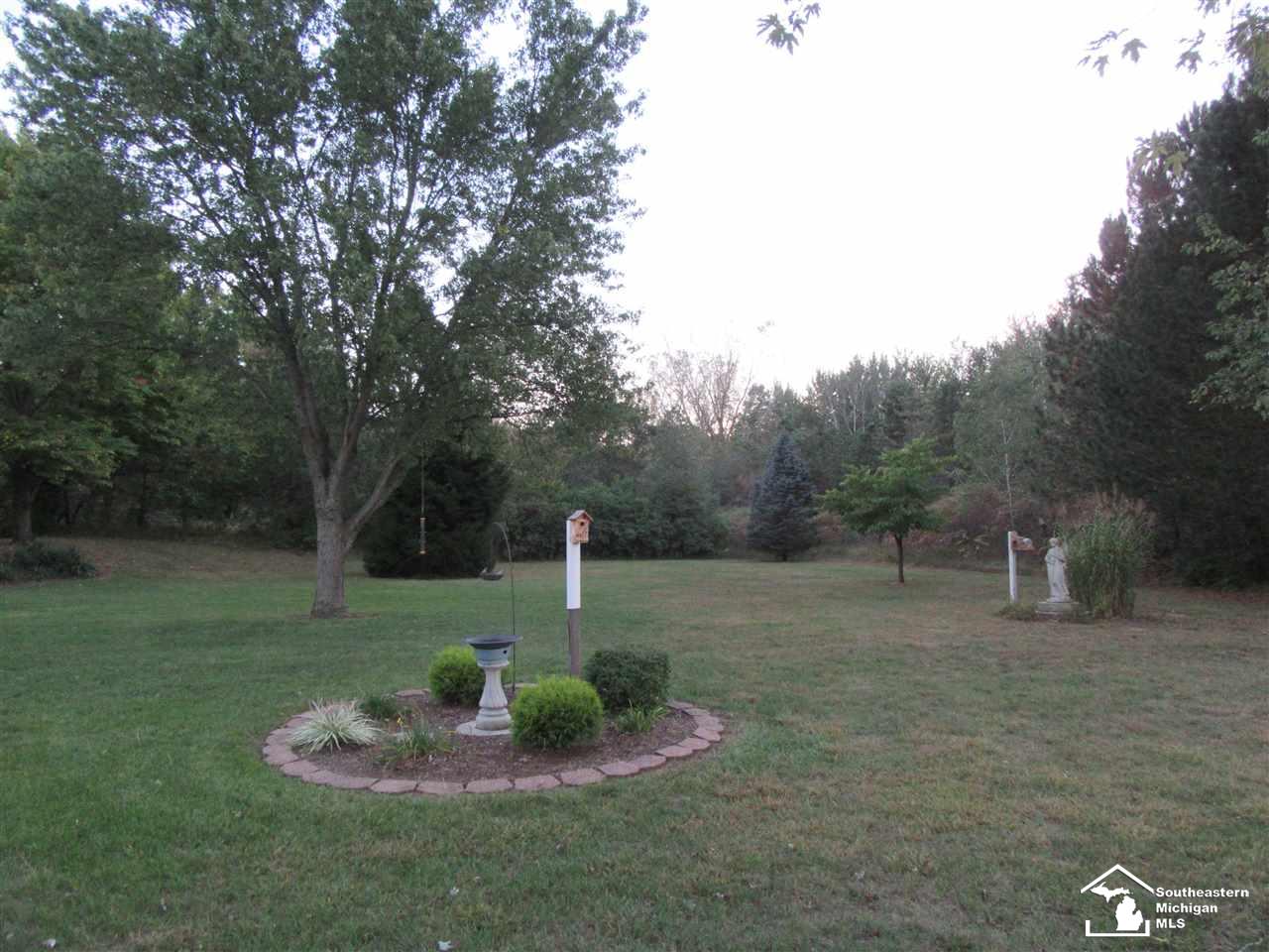 7122 Wells Road Petersburg, MI 49270 - Photo 10 of 38 31361886-9.JPG