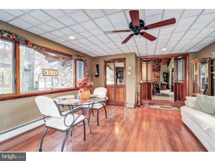 667 Fries Mill Road Williamstown, NJ 08094 - Photo 9 of 25 Family Room