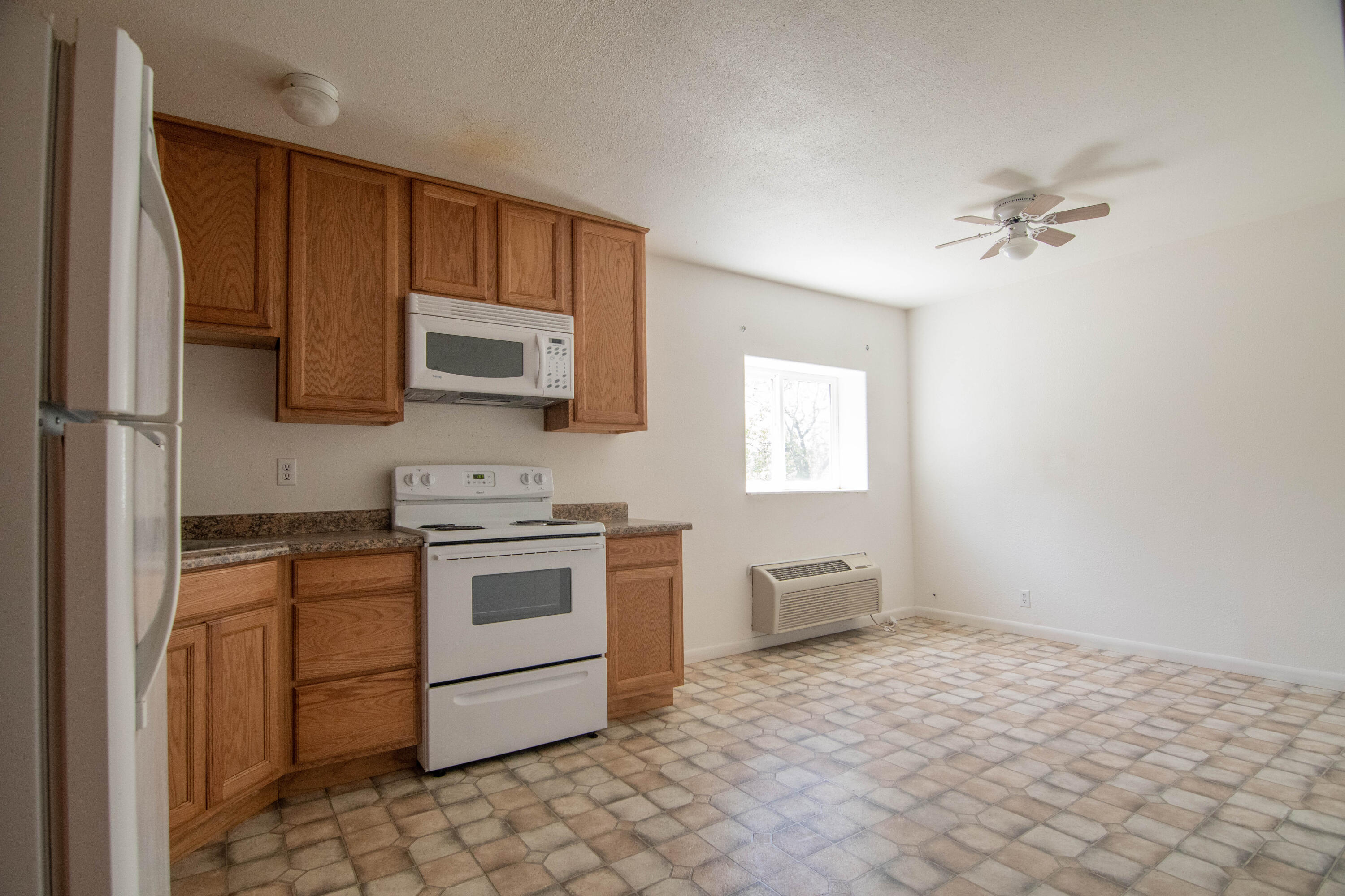 3080 Russell Road Grants Pass, OR 97526 - Photo 47 of 54 Russel Rd.-70