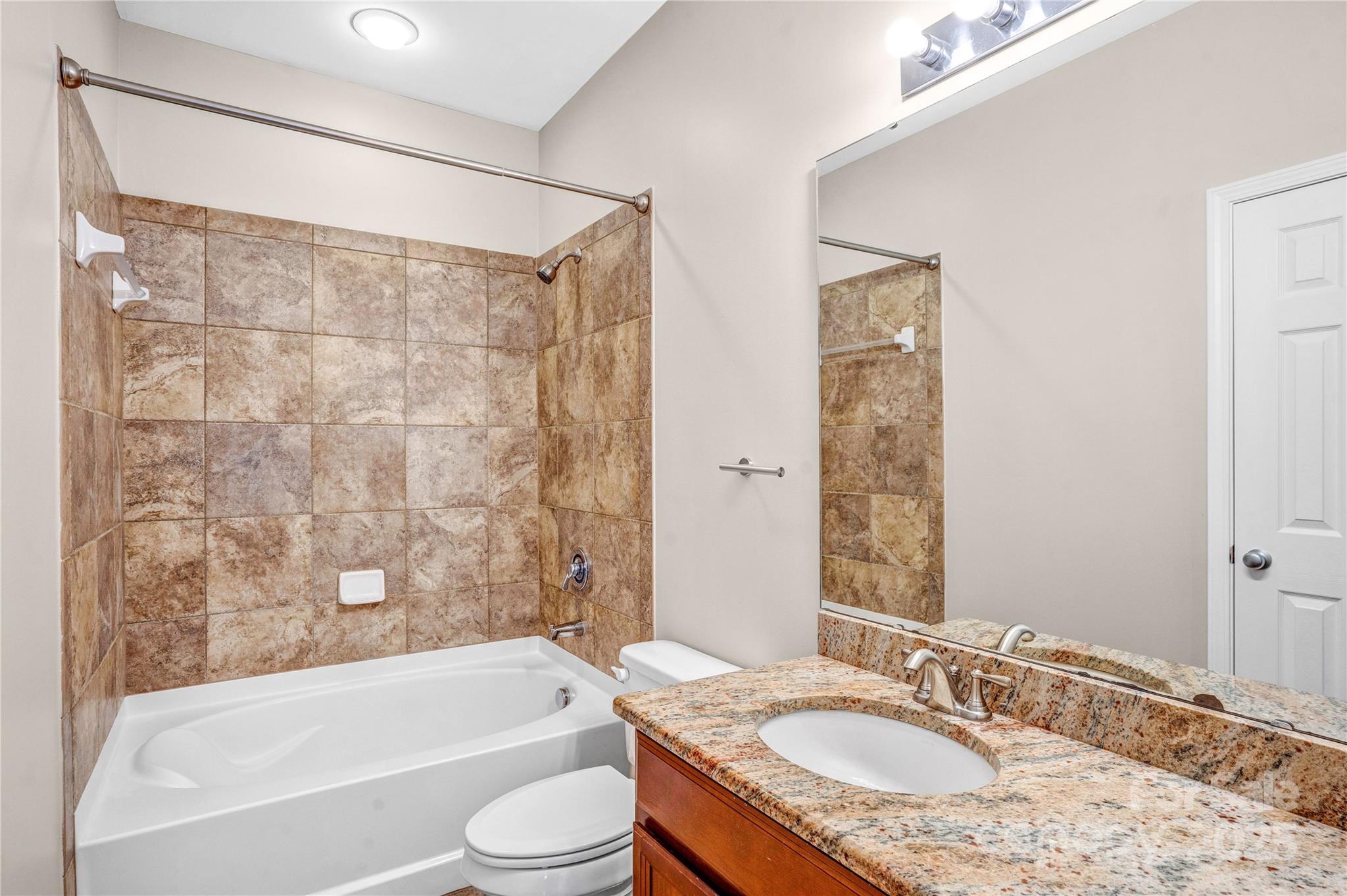 1000 East Woodlawn Road, Unit 105 Charlotte, NC 28209 - Photo 30 of 42