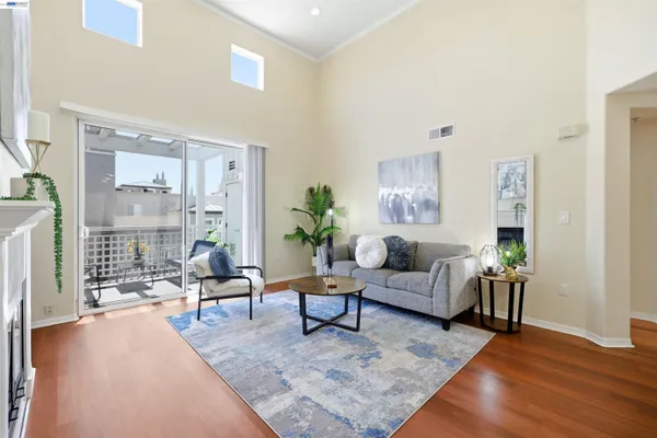$898,000 | 3901 Lick Mill Boulevard, Unit 454, Santa Clara, CA 95054