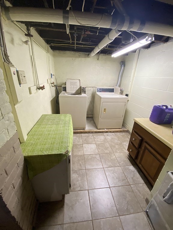 61 Western Avenue, Unit 4 Westfield, MA 01085 - Photo 16 of 17