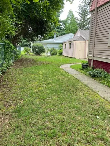 $1,400 | 61 Western Avenue, Unit 4, Westfield, MA 01085