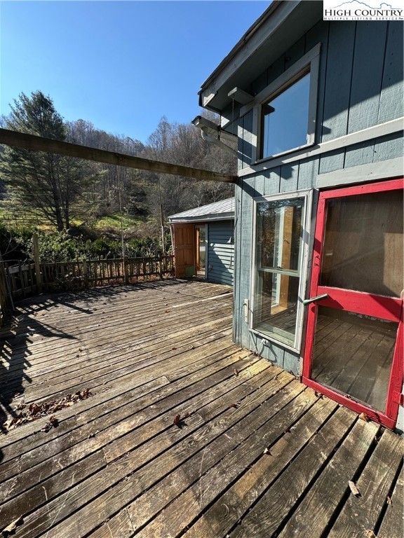 652 Isaac's Branch Road Sugar Grove, NC 28679 - Photo 13 of 39 Gallery Image 13