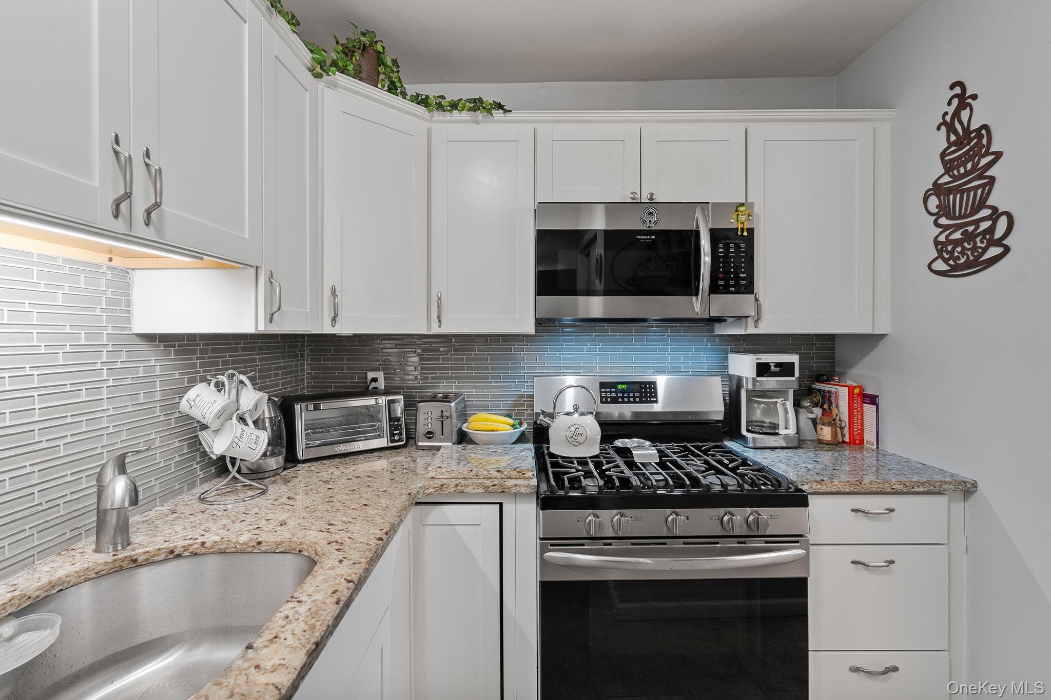 12 Field Court, Unit D Fishkill, NY 12524 - Photo 16 of 26