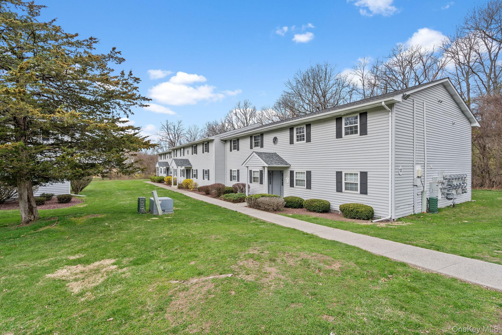 12 Field Court, Unit D Fishkill, NY 12524 - Photo 2 of 26