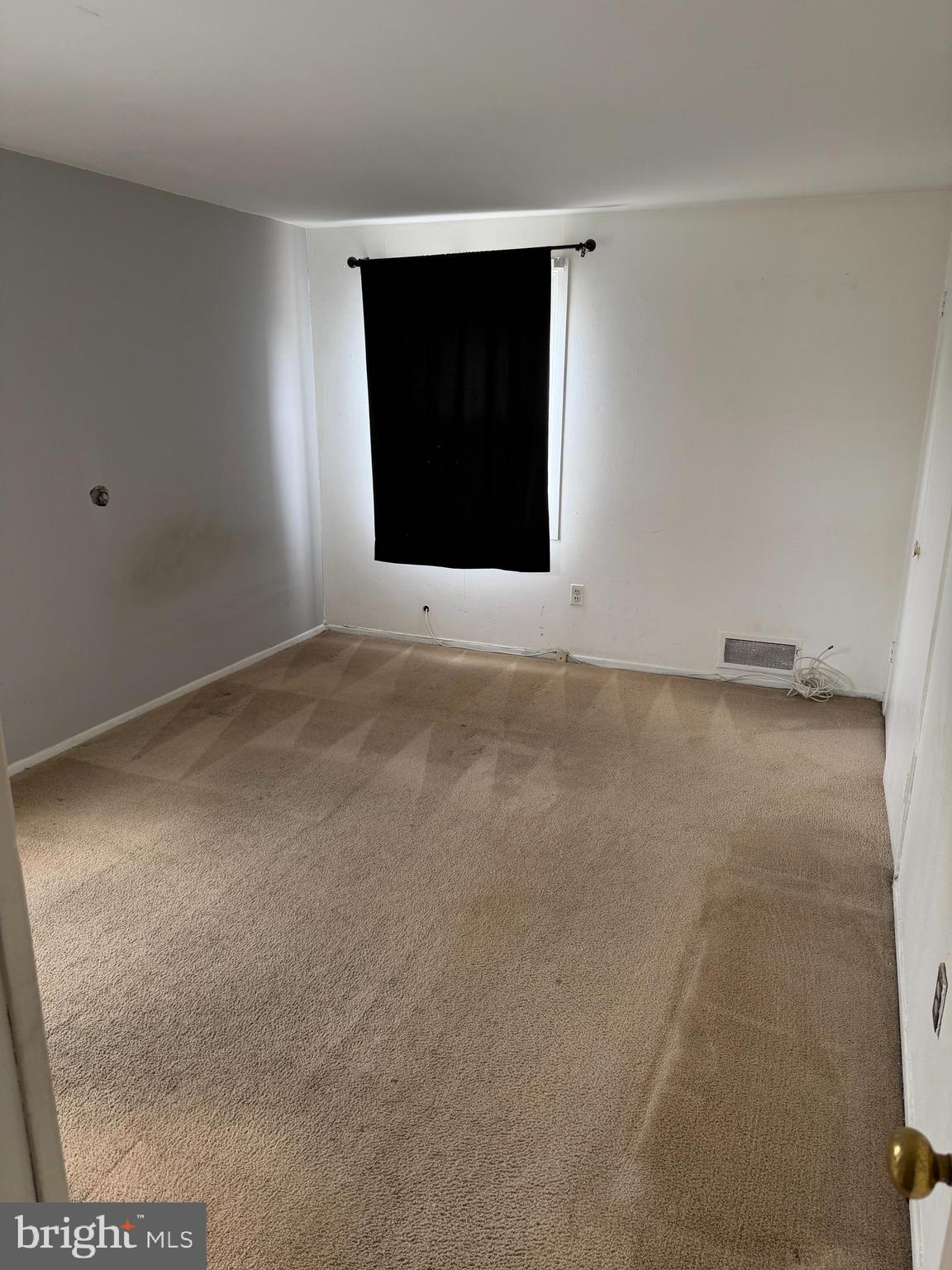 34 Mayfair Circle Willingboro, NJ 08046 - Photo 21 of 35 a view of an empty room