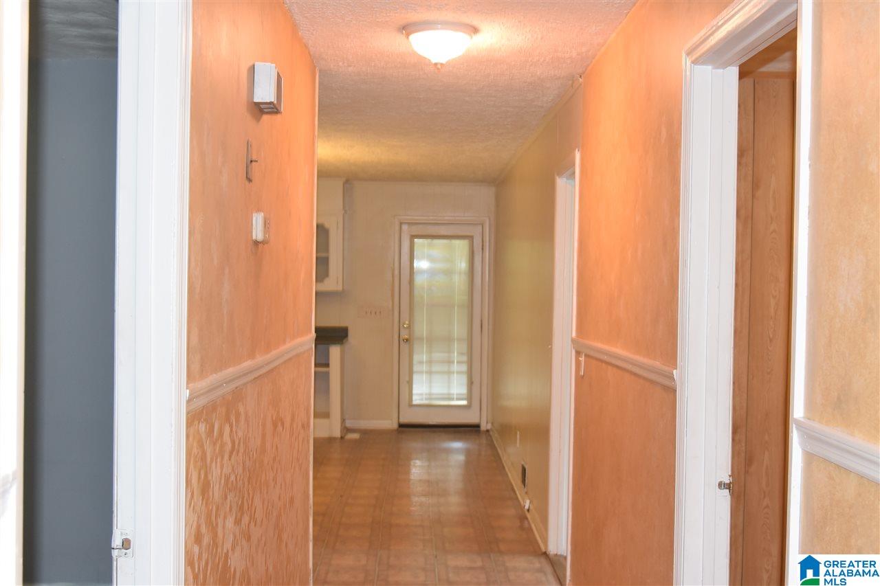 245 Tolbert Street Anniston, AL 36201 - Photo 12 of 35