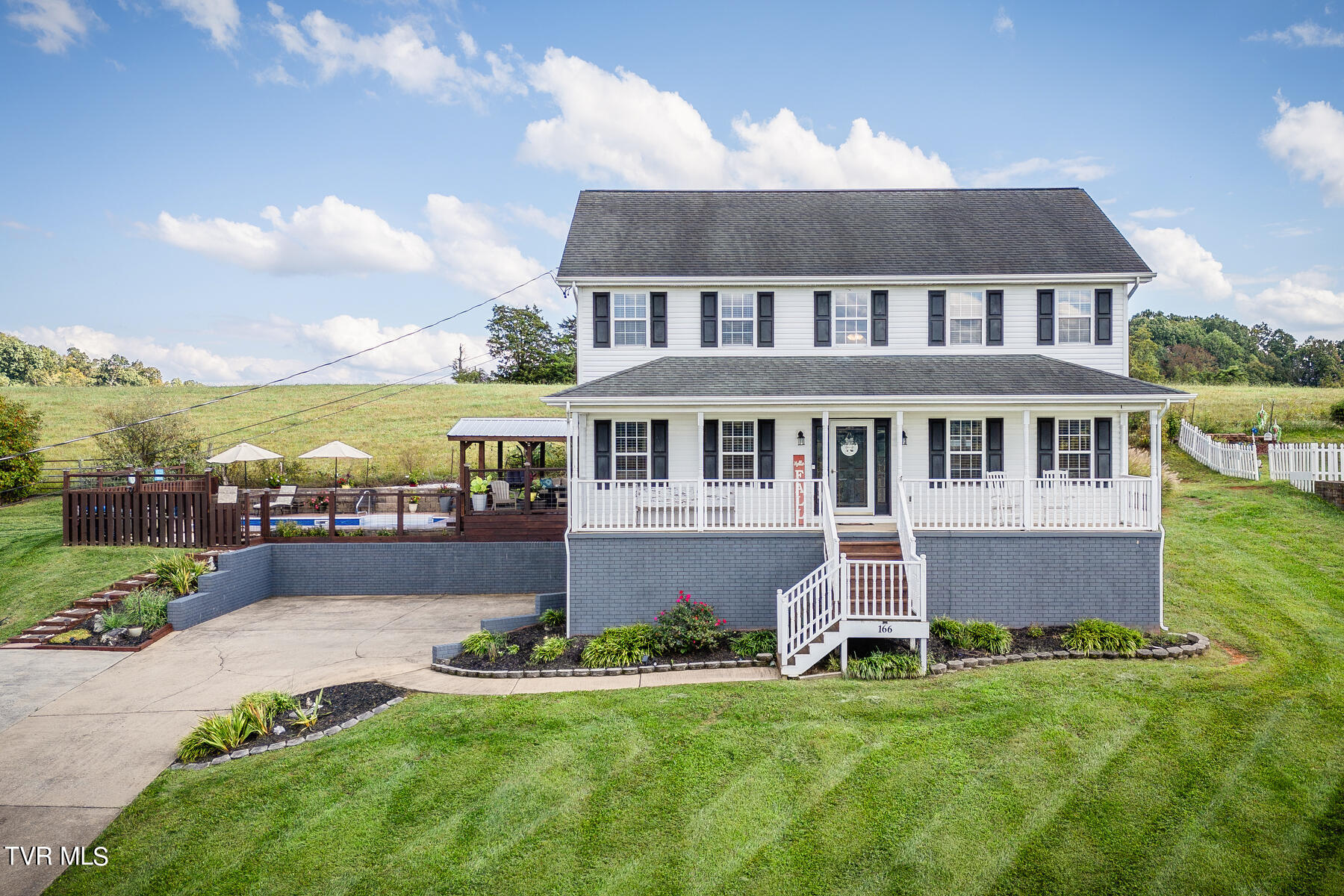 166 Bob Walker Road Jonesborough, TN 37659 - Photo 1 of 61 001