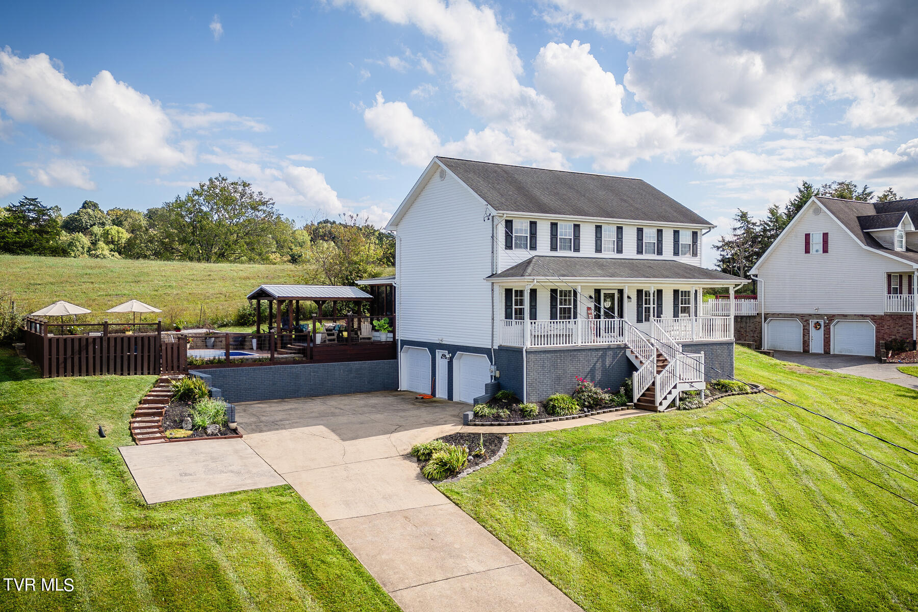 166 Bob Walker Road Jonesborough, TN 37659 - Photo 3 of 61 003