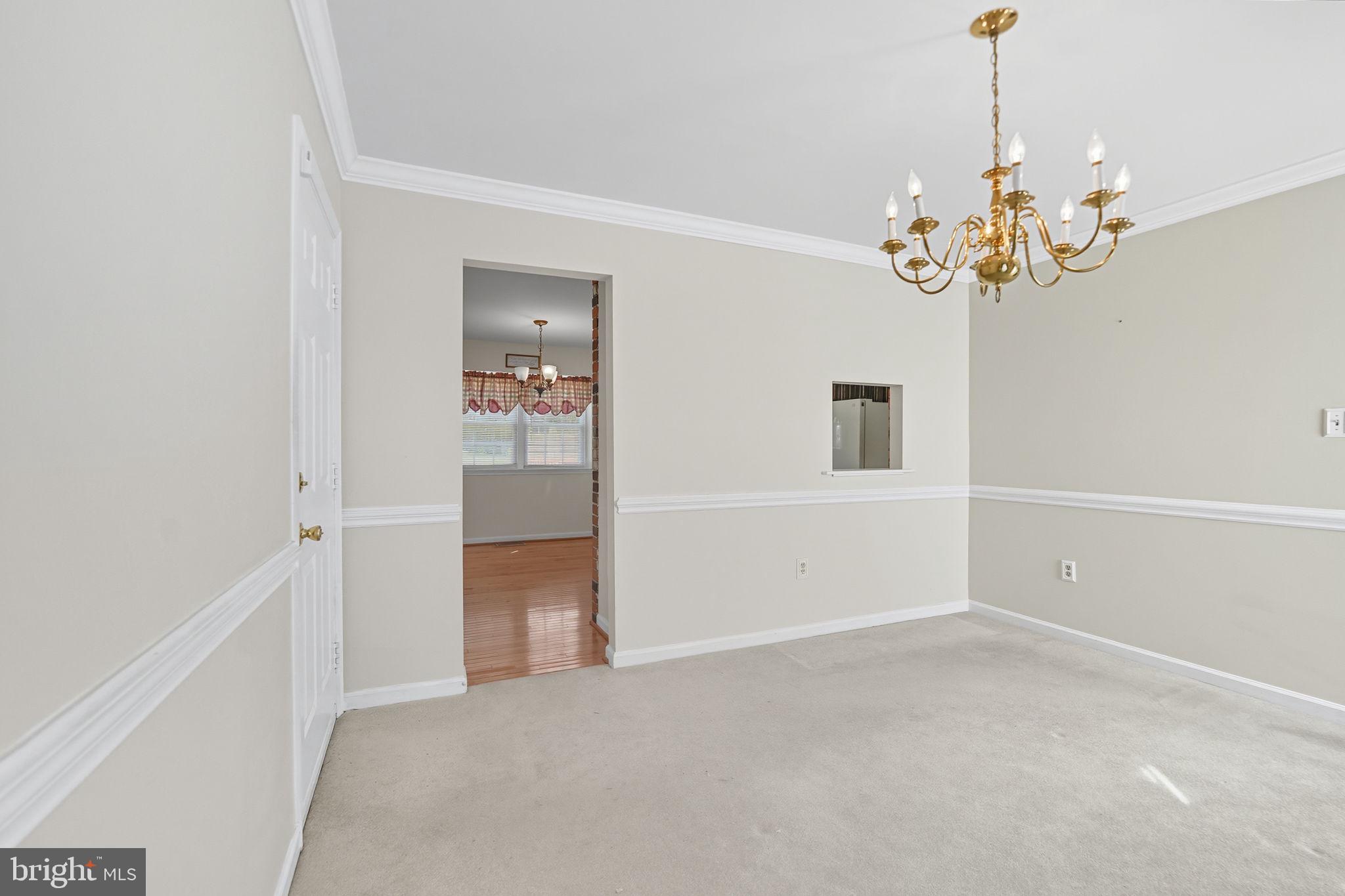 13288 Kenny Road Woodbridge, VA 22193 - Photo 13 of 52 Gallery Image 13