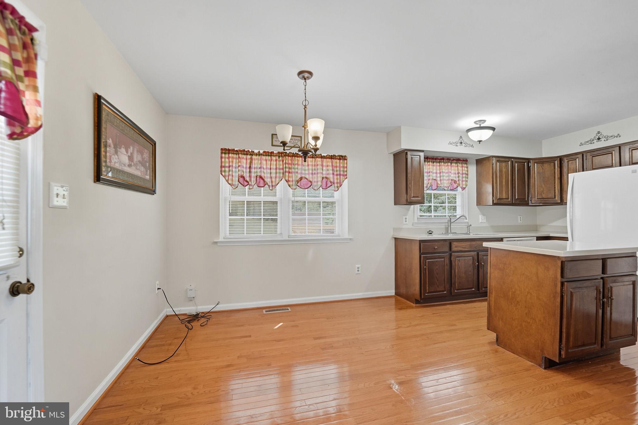 13288 Kenny Road Woodbridge, VA 22193 - Photo 15 of 52 Gallery Image 15