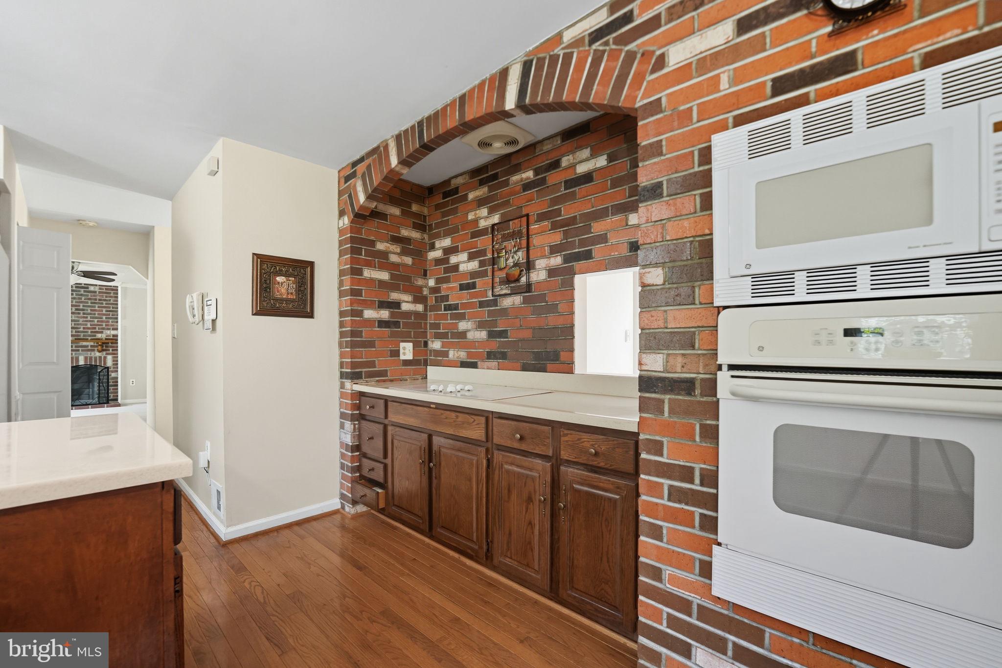 13288 Kenny Road Woodbridge, VA 22193 - Photo 17 of 52 Gallery Image 17